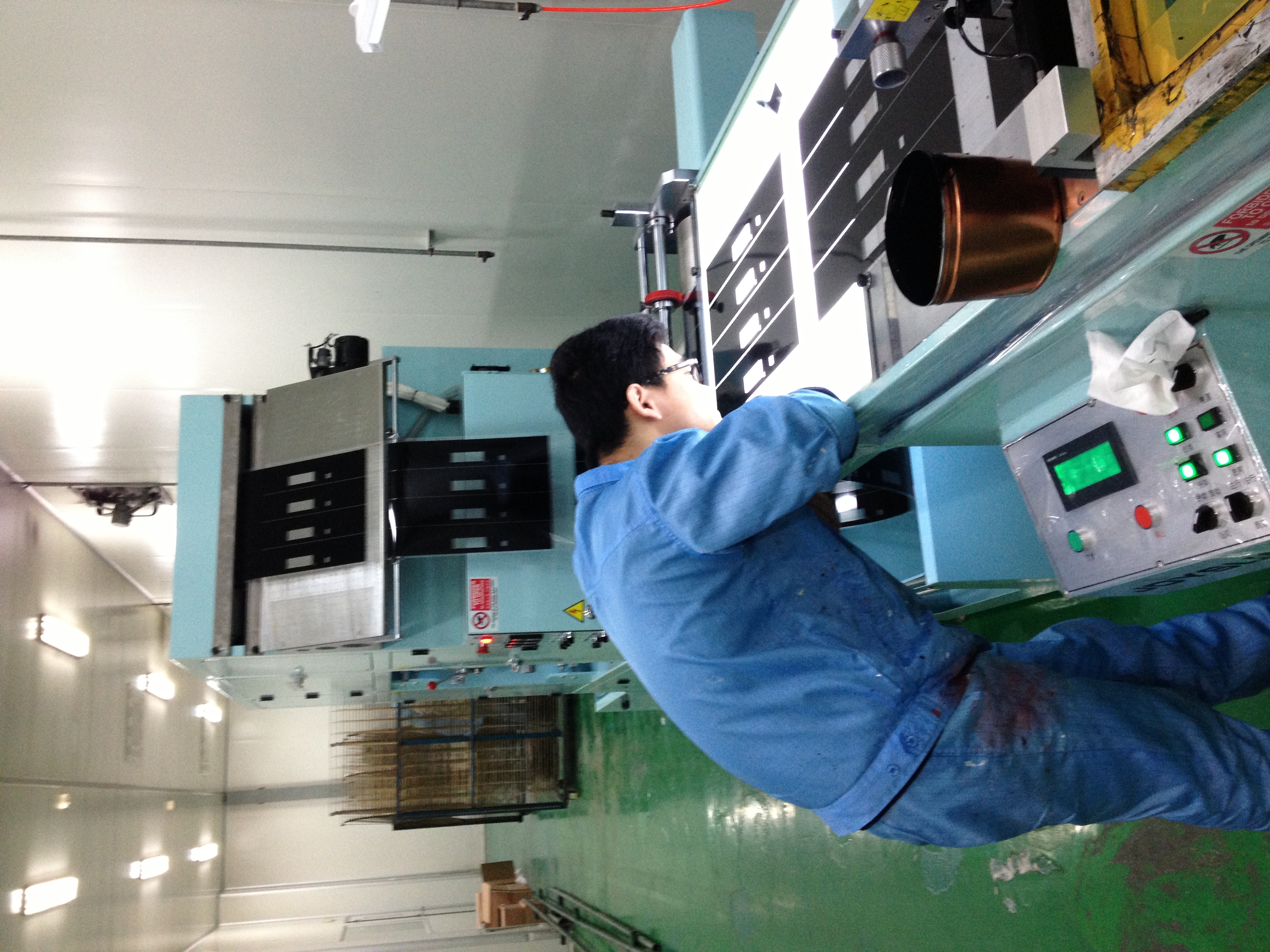 全自動(dòng)絲網(wǎng)印刷機(jī)之四大用途